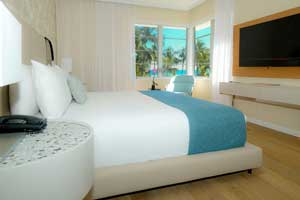 The Avalon Hotel’s Ocean Front King Bed Room